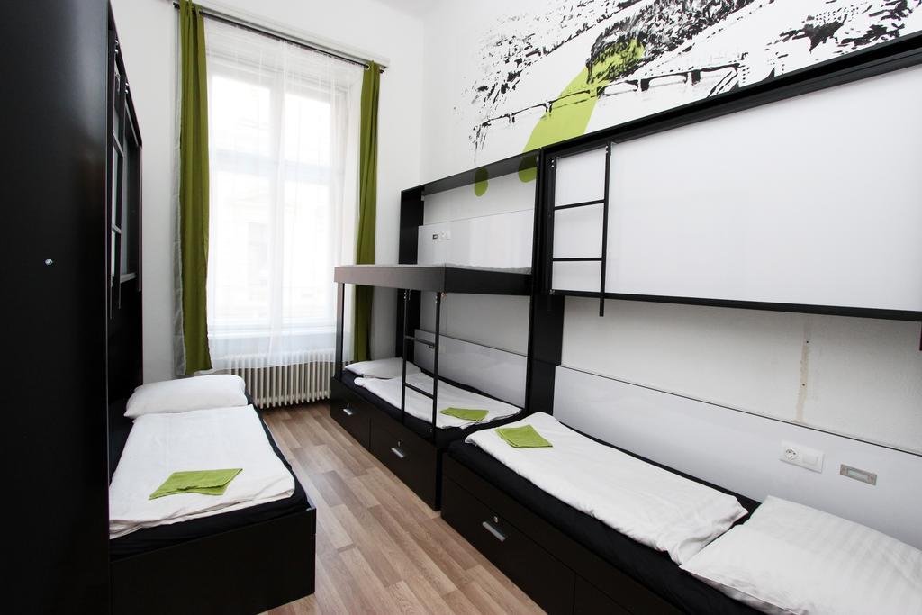 Adagio Hostel 1.0 Oktogon Budapest Chambre photo