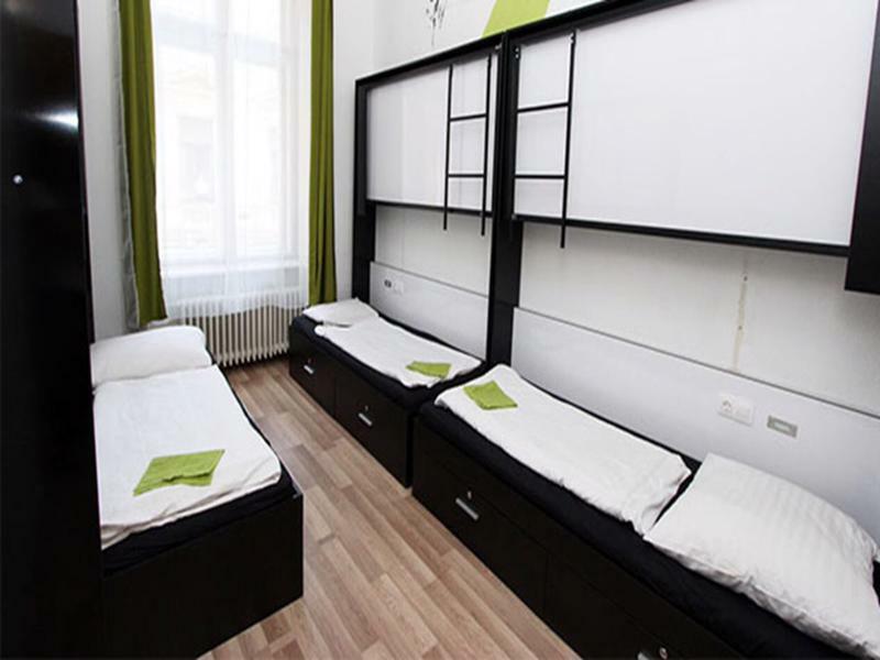 Adagio Hostel 1.0 Oktogon Budapest Extérieur photo